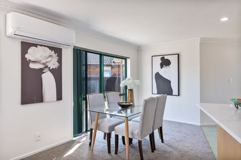 Photo of property in 29 Greenberry Drive, Ranui, Auckland, 0612