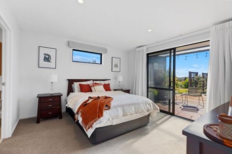 Photo of property in 49 Oceana Drive, Welcome Bay, Tauranga, 3175