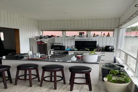 Photo of property in 60 Mortimer Terrace, Brooklyn, Wellington, 6021