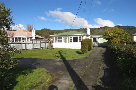 Photo of property in 63 Wainuiomata Road, Wainuiomata, Lower Hutt, 5014