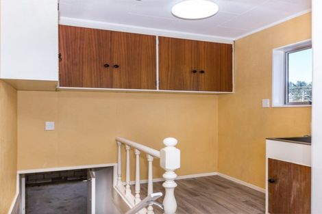 Photo of property in 14 Kempton Place, Richmond Heights, Taupo, 3330