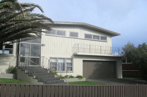 Photo of property in 10 Lilac Lane, Maungaraki, Lower Hutt, 5010