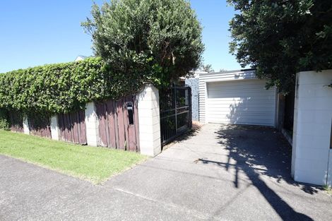 Photo of property in 16 Muricata Avenue, Mount Maunganui, 3116