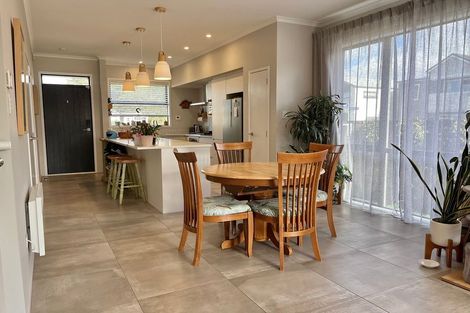 Photo of property in 2 Kapia Road, Westgate, Auckland, 0614