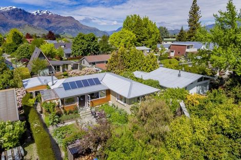 Photo of property in 25 Kent Street, Arrowtown, 9302