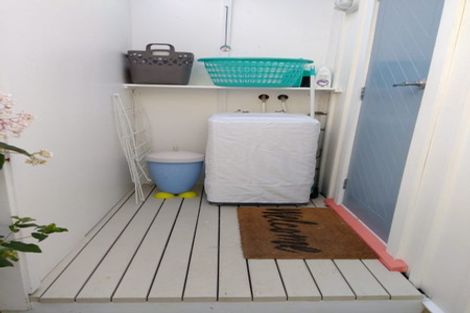 Photo of property in 68 Aramoana Avenue, Devonport, Auckland, 0624