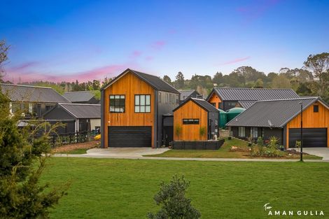 Photo of property in 4 Heda Loop, Whitford, 2571