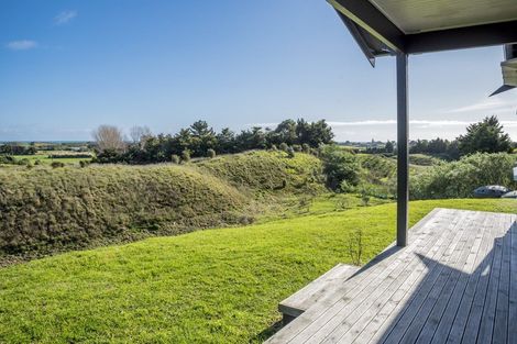 Photo of property in 93 Pukenamu Road, Te Horo, Otaki, 5581