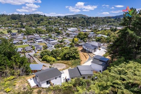 Photo of property in 9 Te Ara O Tahumate, Stokes Valley, 5019