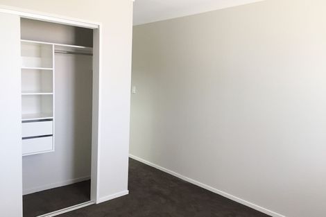 Photo of property in 29 Stitchbird Crescent, Papakura, 2110