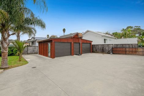 Photo of property in 43 Langton Road, Stanmore Bay, Whangaparaoa, 0932