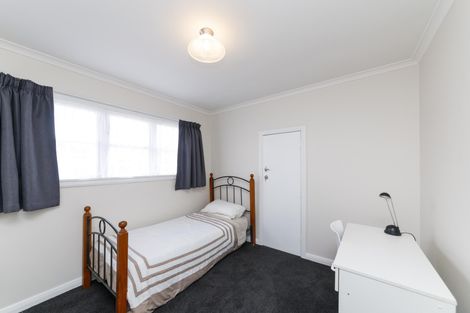 Photo of property in 21 Vernon Avenue, Takaro, Palmerston North, 4412