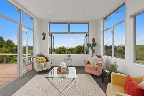 Photo of property in 15 Tudor Park Drive, Whitford, Howick, 2571