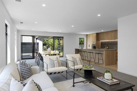 Photo of property in 110 Knowles Street, St Albans, Christchurch, 8052