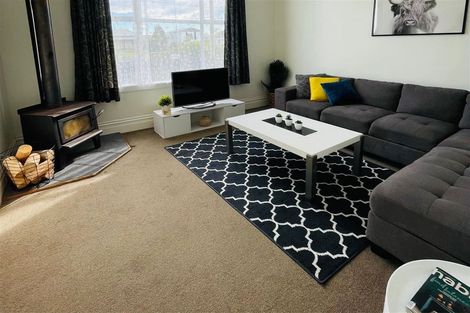 Photo of property in 81 Johnson Street, Milton, 9220