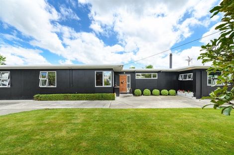 Photo of property in 58 Skerman Street, Marton, 4710