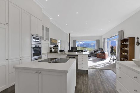 Photo of property in 67 Macraes Road, Waynes, Palmerston, 9483