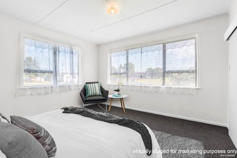 Photo of property in 3 Dreadon Road, Manurewa, Auckland, 2102