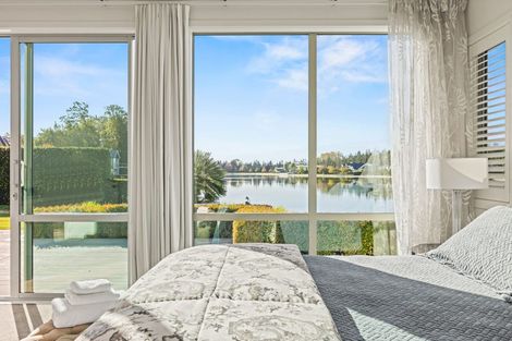 Photo of property in 37 Oakgrove Drive, Rangiora, 7400