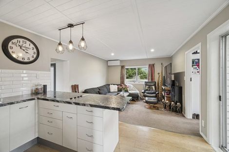 Photo of property in 5 Pitau Road, Mount Maunganui, 3116