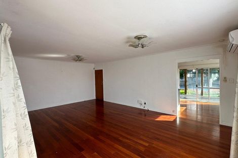Photo of property in 89 Gossamer Drive, Pakuranga Heights, Auckland, 2010