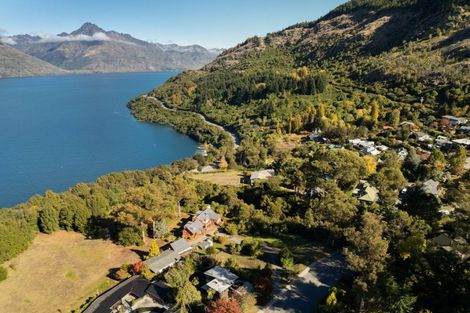 Photo of property in 79 Arawata Terrace, Sunshine Bay, Queenstown, 9300