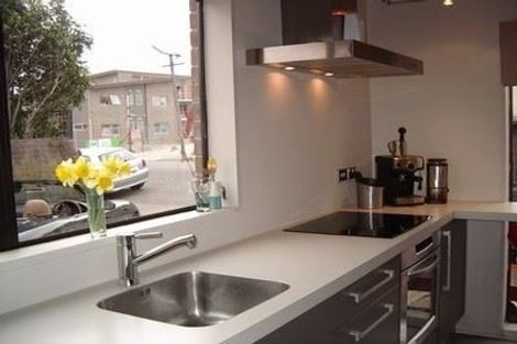 Photo of property in 1/2 Canon Street, St Albans, Christchurch, 8014