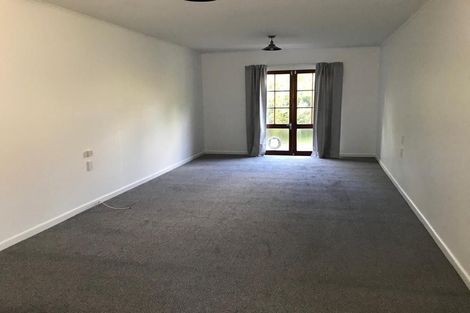 Photo of property in 46 Alice Street, Riverhead, 0820