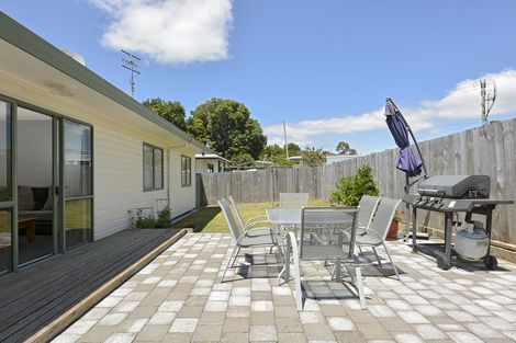 Photo of property in 8a Windsor Road, Bellevue, Tauranga, 3110