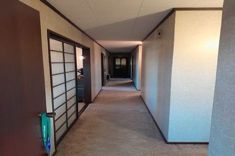 Photo of property in 2 Coronet Place, Awapuni, Palmerston North, 4412