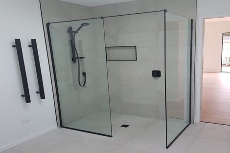 Photo of property in 13a Lorna Street, Lynmouth, New Plymouth, 4310