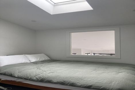 Photo of property in 216d Sutherland Road, Lyall Bay, Wellington, 6022