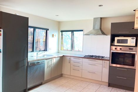 Photo of property in 11/64 Schnapper Rock Road, Schnapper Rock, Auckland, 0632