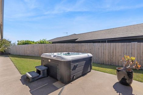 Photo of property in 4 Mirabell Place, Patumahoe, Pukekohe, 2679