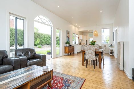 Photo of property in 72 Mailer Street, Mornington, Dunedin, 9011