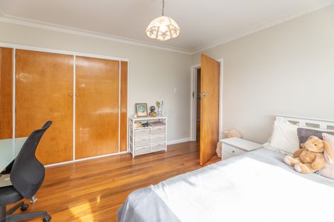 Photo of property in 125 Port Hills Road, Heathcote Valley, Christchurch, 8022