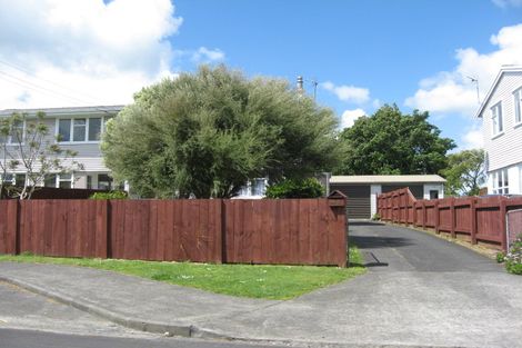 Photo of property in 66b Arimu Road, Papakura, 2110