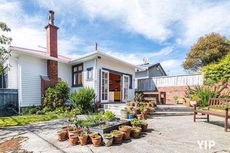 Photo of property in 330 Adelaide Road, Newtown, Wellington, 6021