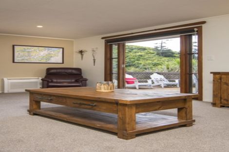 Photo of property in 3 Webster Place, Picton, 7220