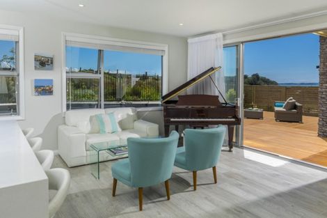 Photo of property in 45 Bounty Road, Long Bay, Auckland, 0630