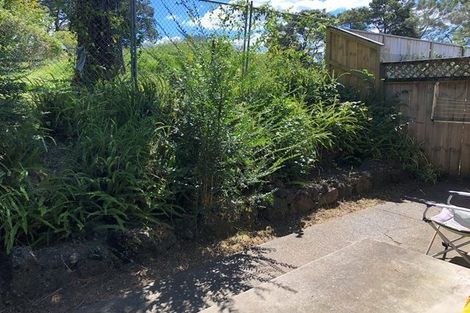 Photo of property in 2/9 John Court Street, Birkenhead, Auckland, 0626