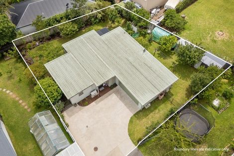 Photo of property in 7 Wells Place, Whitianga, 3510