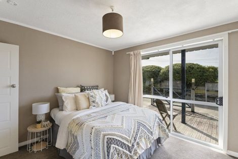 Photo of property in 3 Tui Road, Raumati Beach, Paraparaumu, 5032