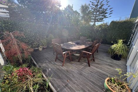 Photo of property in 8 Raumati Terrace, Khandallah, Wellington, 6035