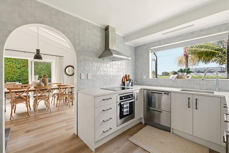 Photo of property in 48b Golf Road, Mount Maunganui, 3116