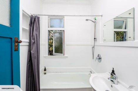 Photo of property in 234 Frankley Road, Frankleigh Park, New Plymouth, 4310