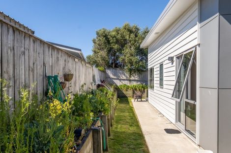 Photo of property in 21a Avion Terrace, Raumati Beach, Paraparaumu, 5032
