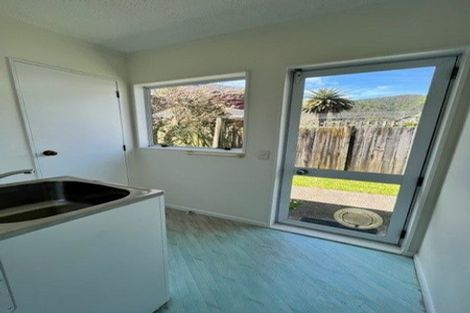 Photo of property in 9/169 Whites Line East, Waiwhetu, Lower Hutt, 5010