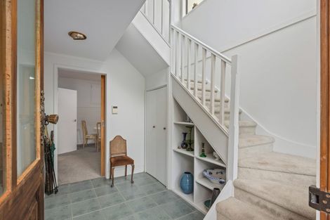 Photo of property in 46 Normanton Street, Glenfield, Auckland, 0629