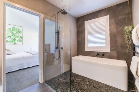 Photo of property in 6 Branigan Court, Jacks Point, Queenstown, 9371